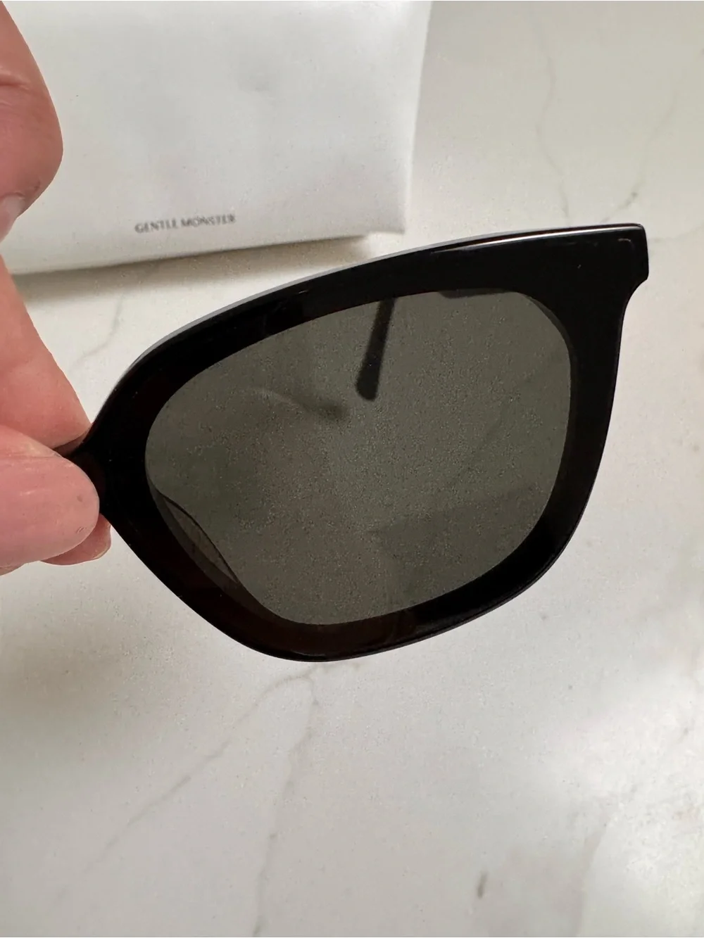 GENTLE MONSTER LILIT 01 Black Acetate Flatba Square sunglasses